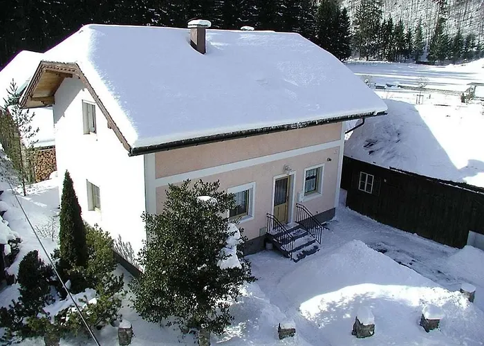 In With Swimming Pool Semesterbostad *