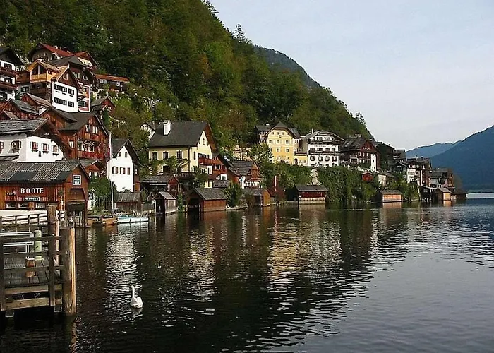 In With Swimming Pool Ebensee